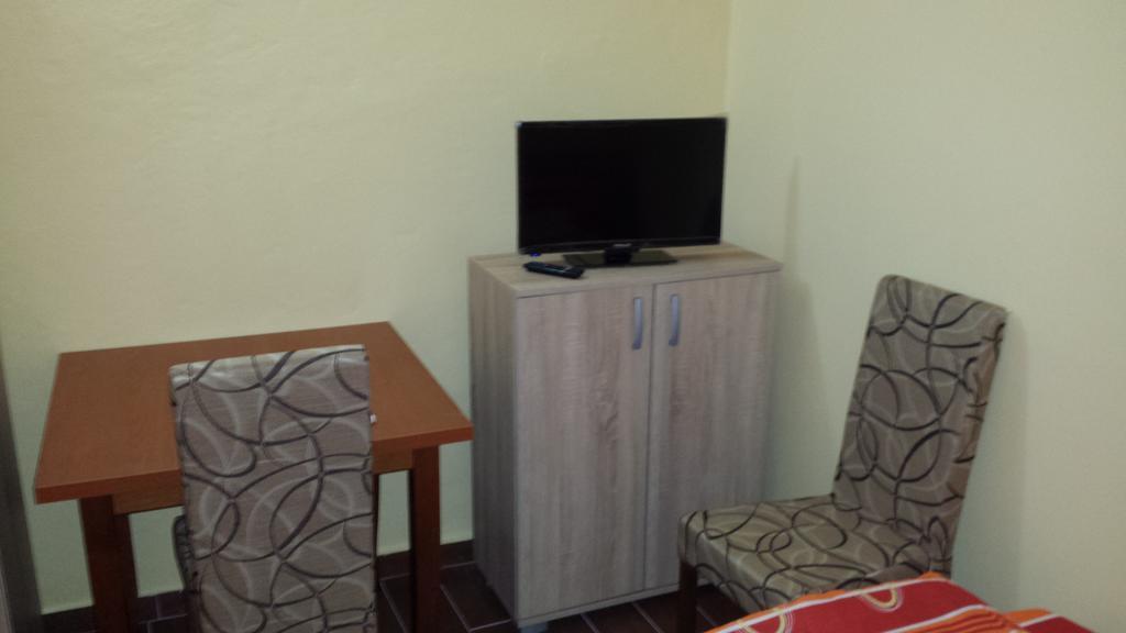 Kazablanka Rooms Aerodrom Susunja Exterior photo